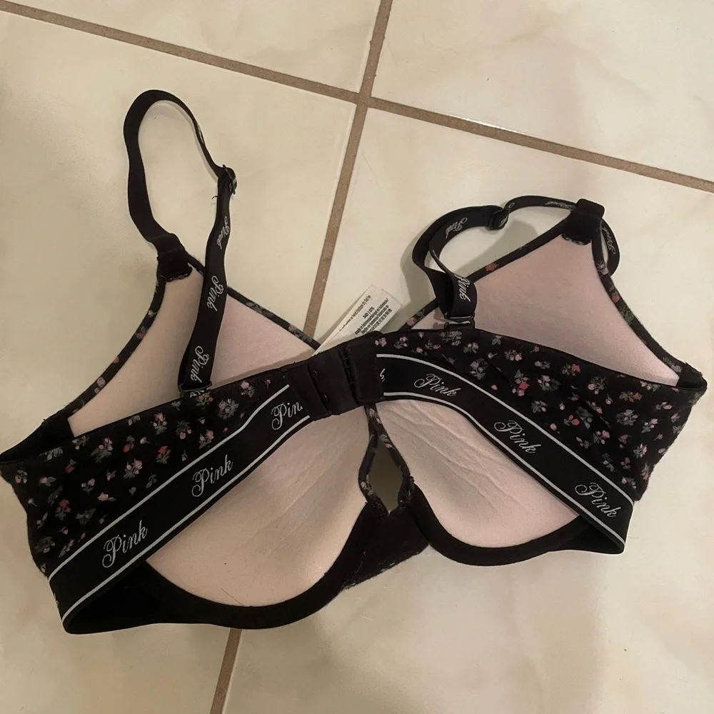 Victoria’s Secret PINK “Everyday Push-Up” Bras – Pre-Loved (Set of 2) 34D​​​​